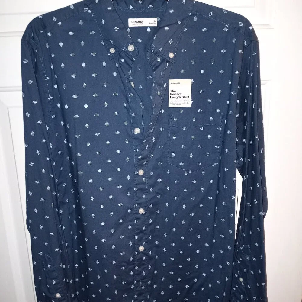 Button down - Picture 2 of 2